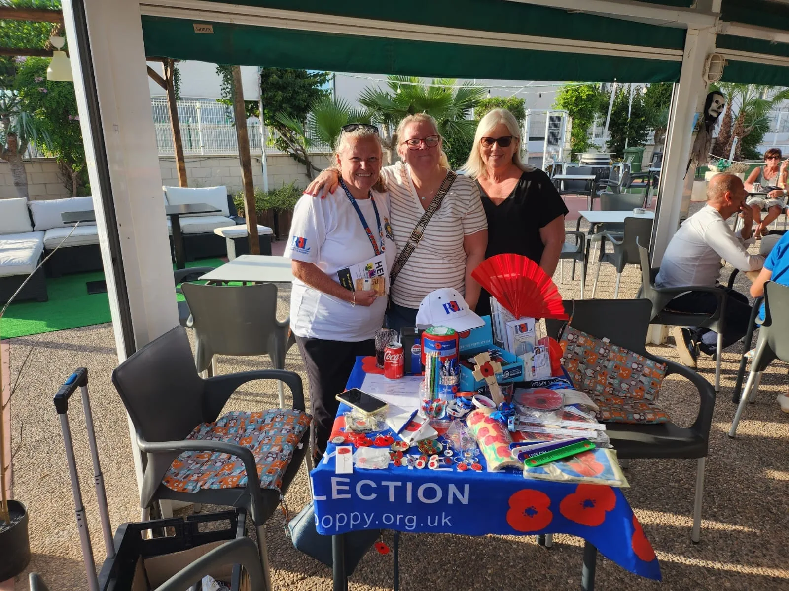 La Zona Terraza, Donation to the Poppy Appeal